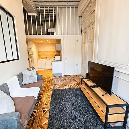 Apartment Le Haussman 4 Places - Louis Pradel - Netflix Lyon
